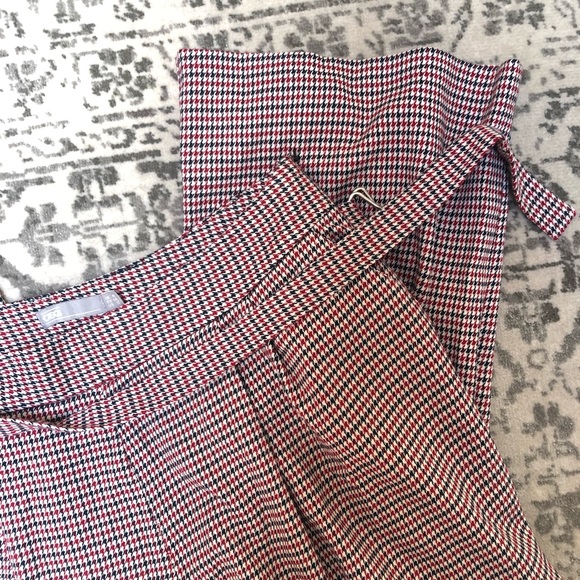 Asos wide leg cropped paper bag pants with belt detail ♦️◾️♦️◾️♦️ - Picture 4 of 16